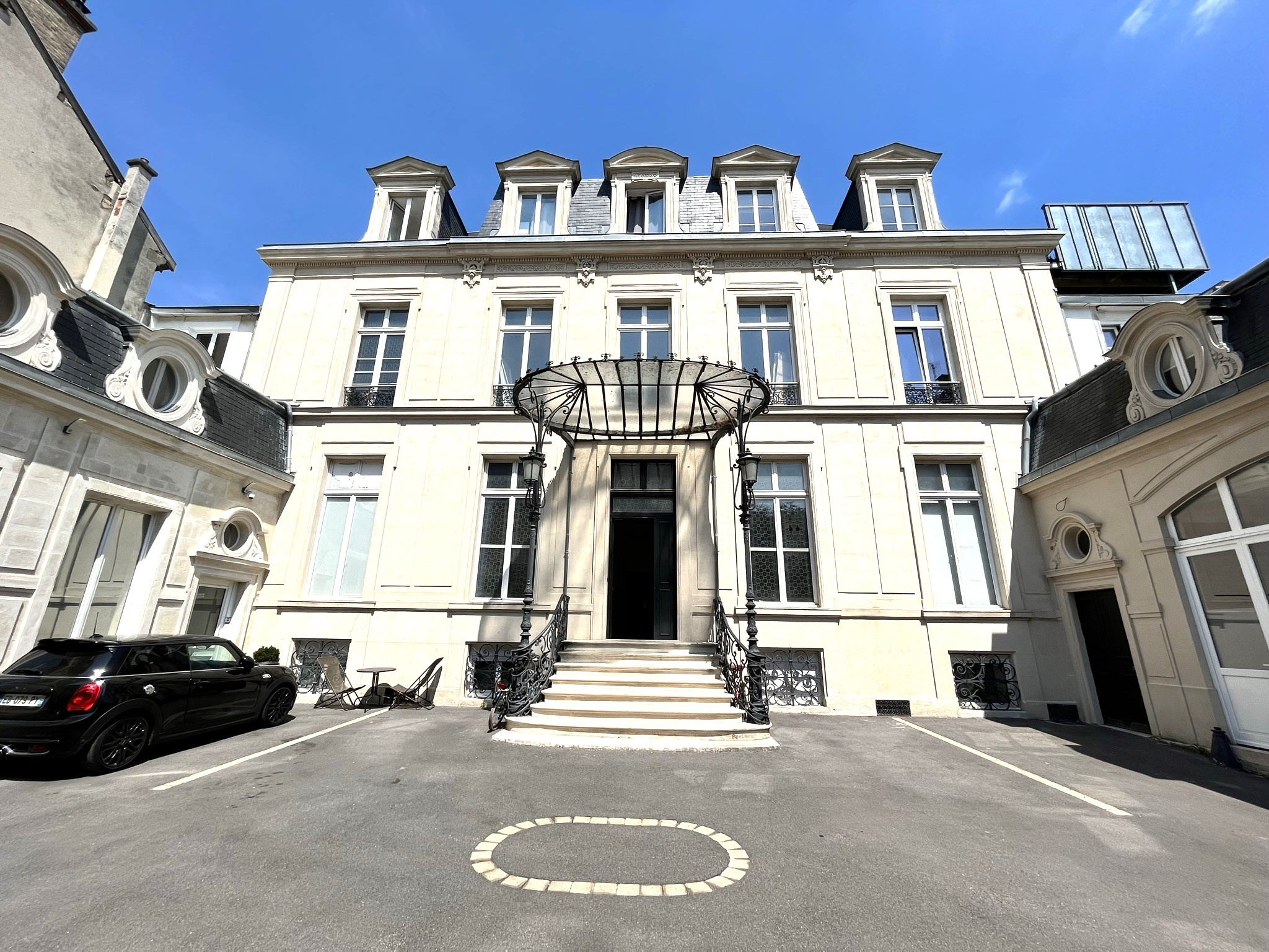 Agence immobilière de Aux Clefs des Sacres