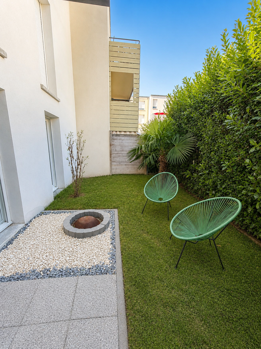TINQUEUX Appartement T3 dans immeuble récent avec jardin et garage