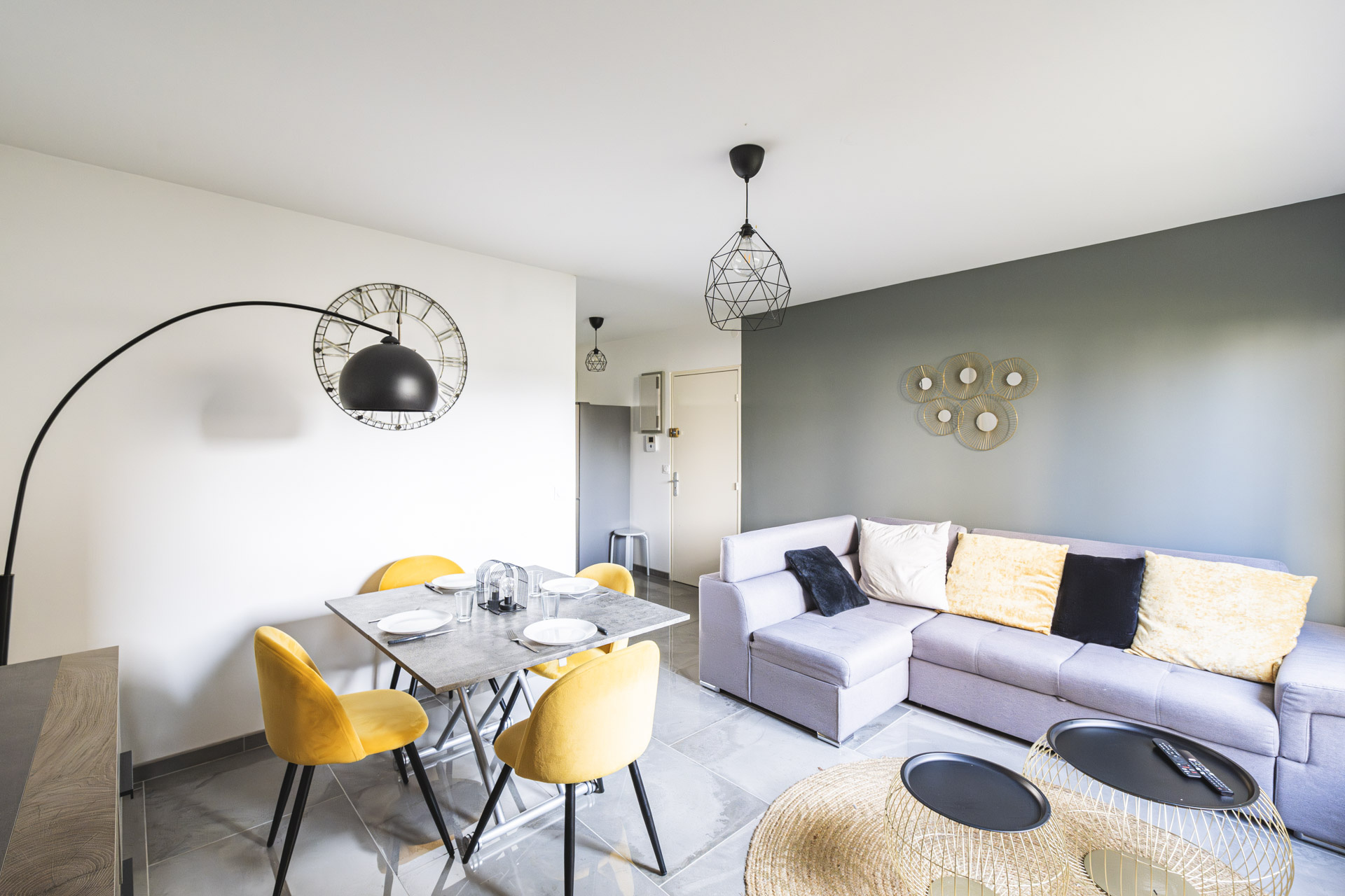 IDEAL COLOCATION - LOCATION APPARTEMENT MEUBLE TYPE 5 - 4 CHAMBRES